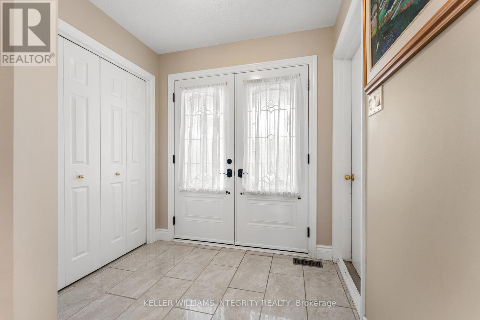 Property at 174 TARTAN DRIVE image 3