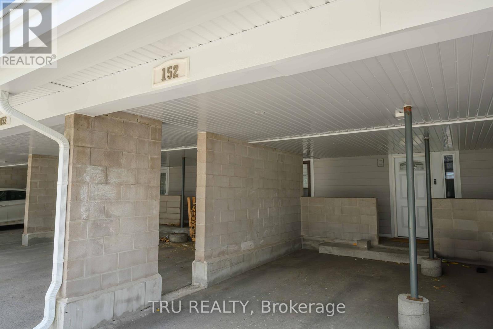 Property at 152 - 825 CAHILL DRIVE W image 2
