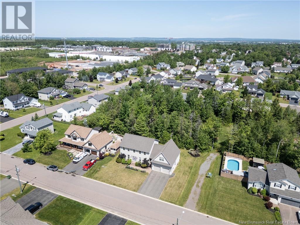 Property at 24 Edison Crescent image 3