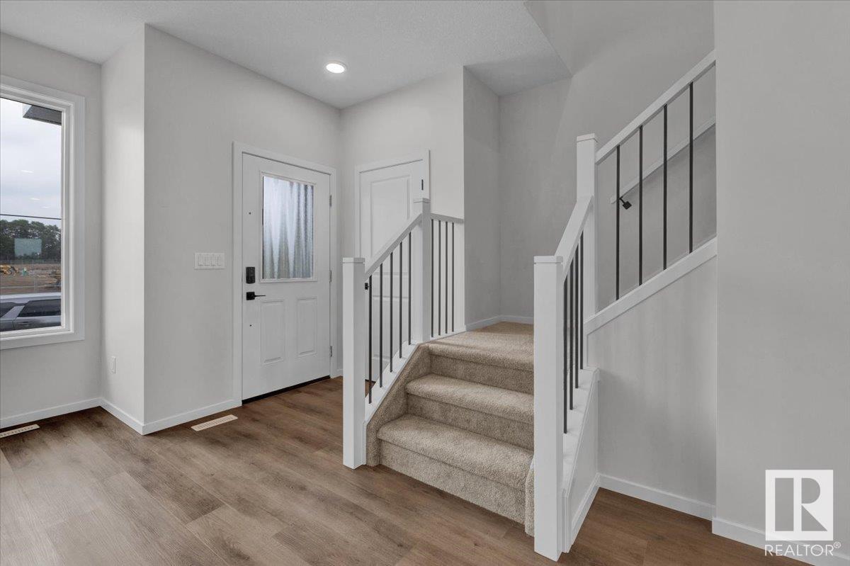 Property at 105 BRICKYARD DR image 3