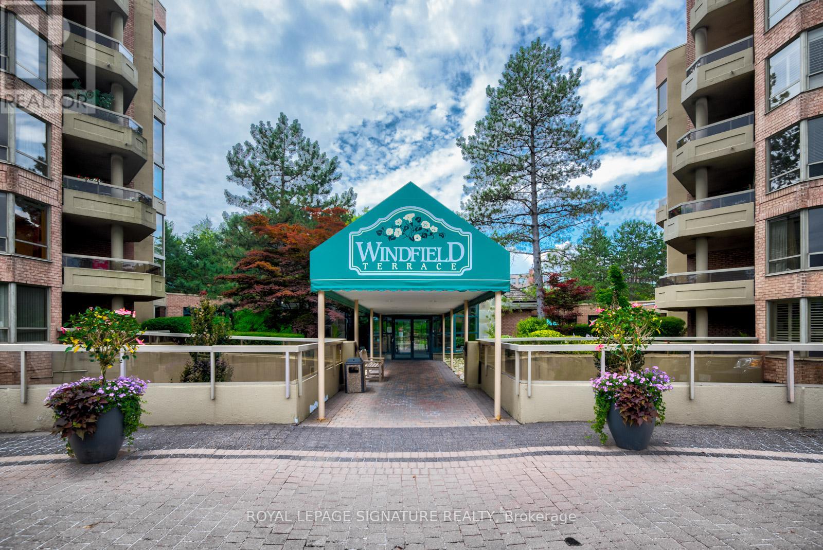 Property at 220 - 1200 DON MILLS ROAD image 1
