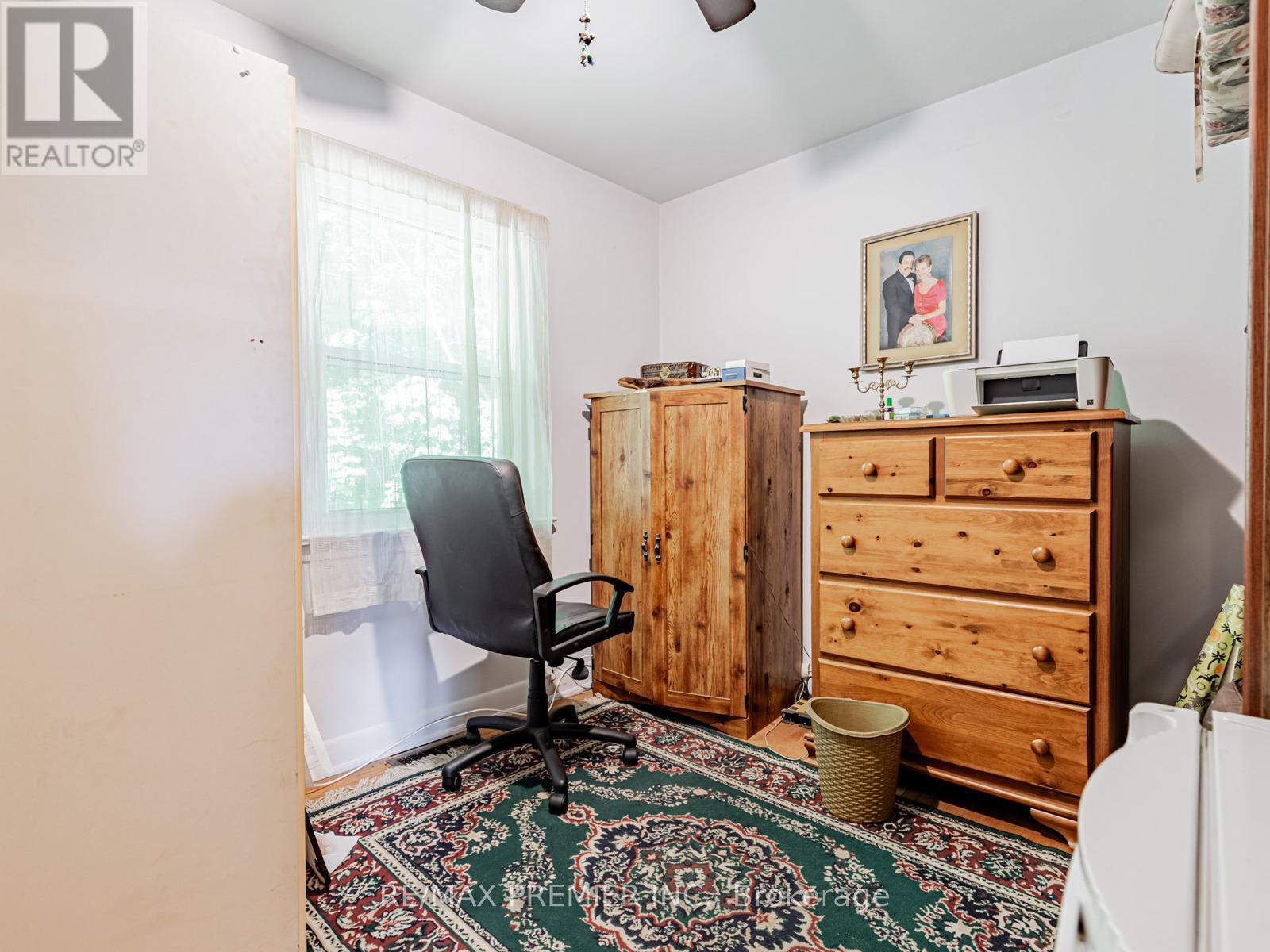 16 Goddard Street, Toronto (Bathurst Manor), Ontario  M3H 5C6 - Photo 16 - C12228857