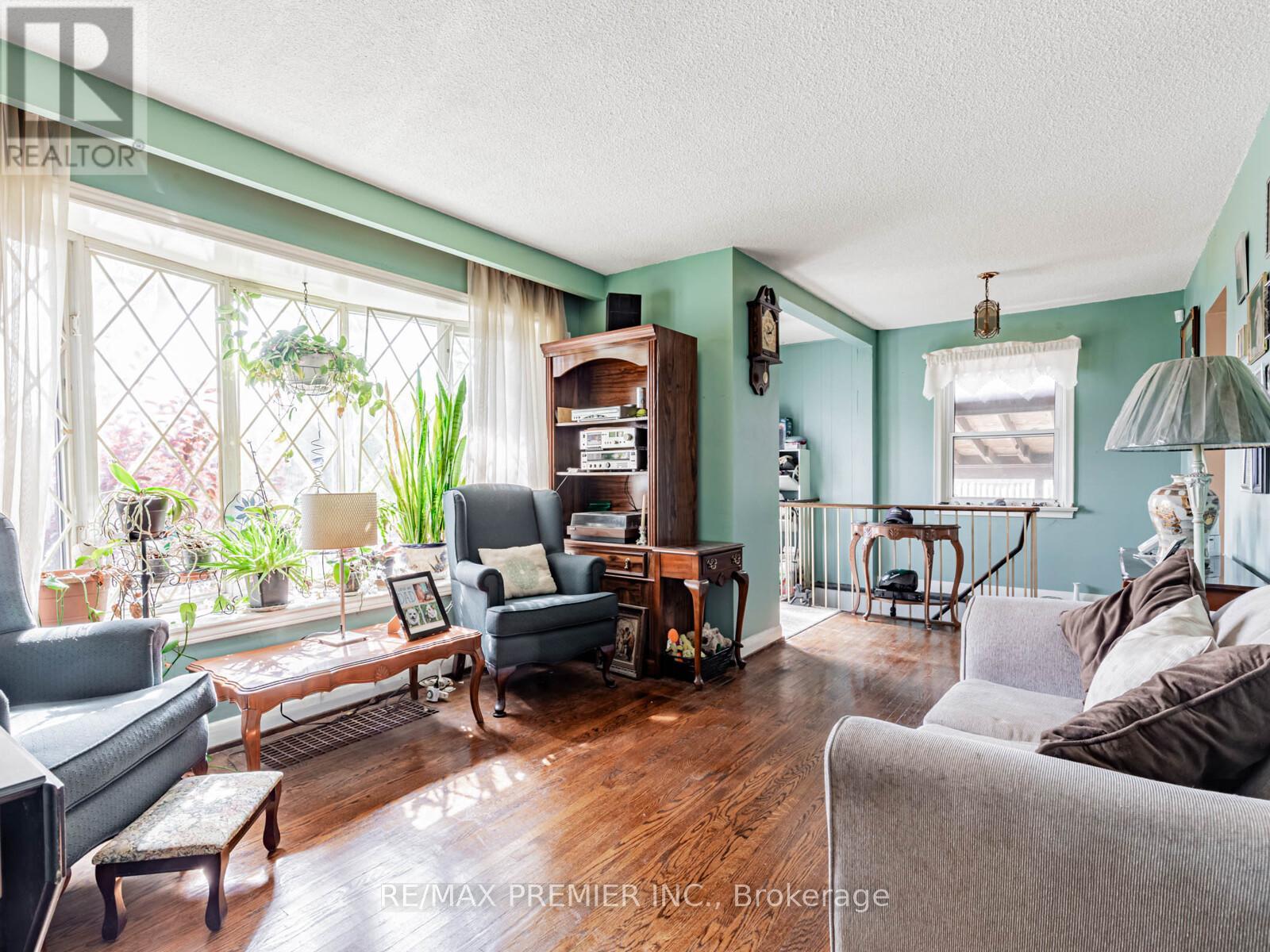Property at 16 GODDARD STREET image 5