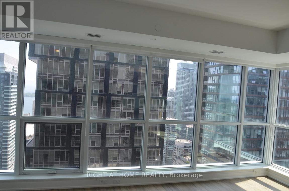 4303 - 327 King Street W, Toronto (Waterfront Communities), Ontario  M5V 0W7 - Photo 10 - C12229021