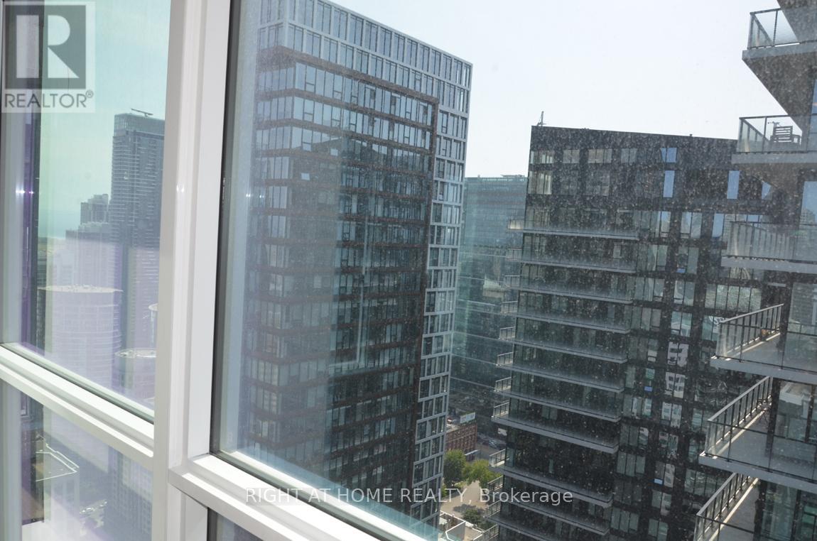 4303 - 327 King Street W, Toronto (Waterfront Communities), Ontario  M5V 0W7 - Photo 12 - C12229021