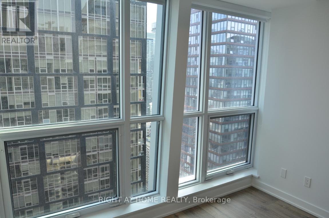 4303 - 327 King Street W, Toronto (Waterfront Communities), Ontario  M5V 0W7 - Photo 14 - C12229021