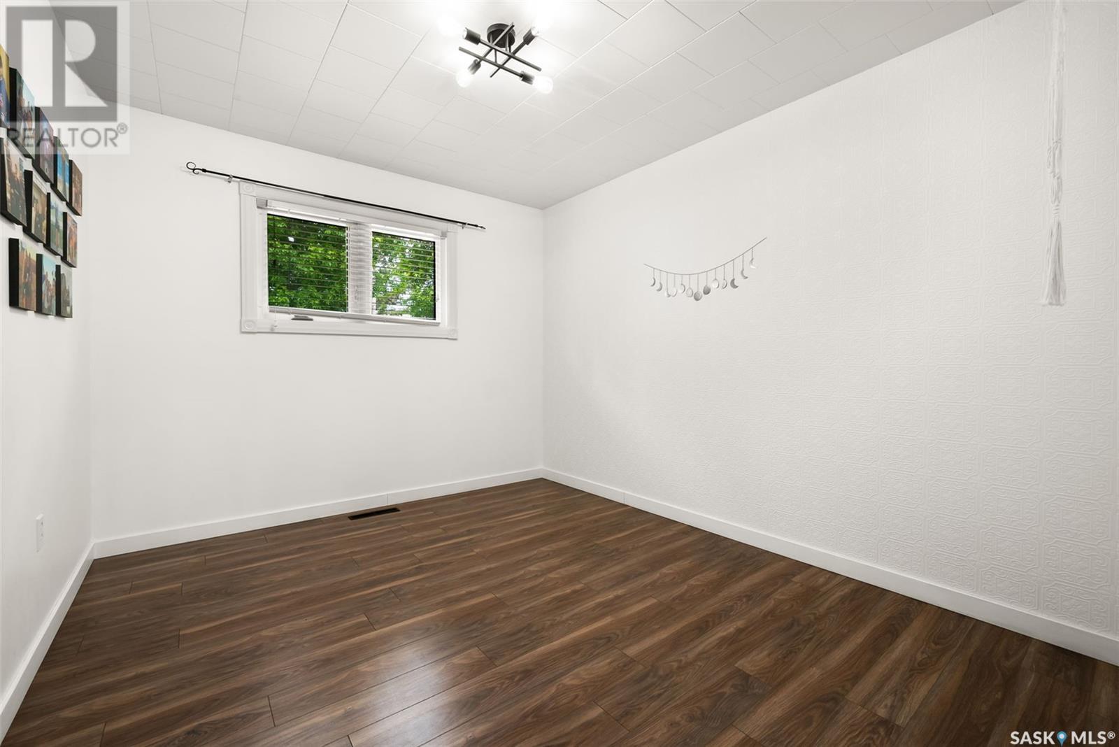 532 2nd Street Ne, Ituna, Saskatchewan S0A 1N0 - Photo 11 - SK009714