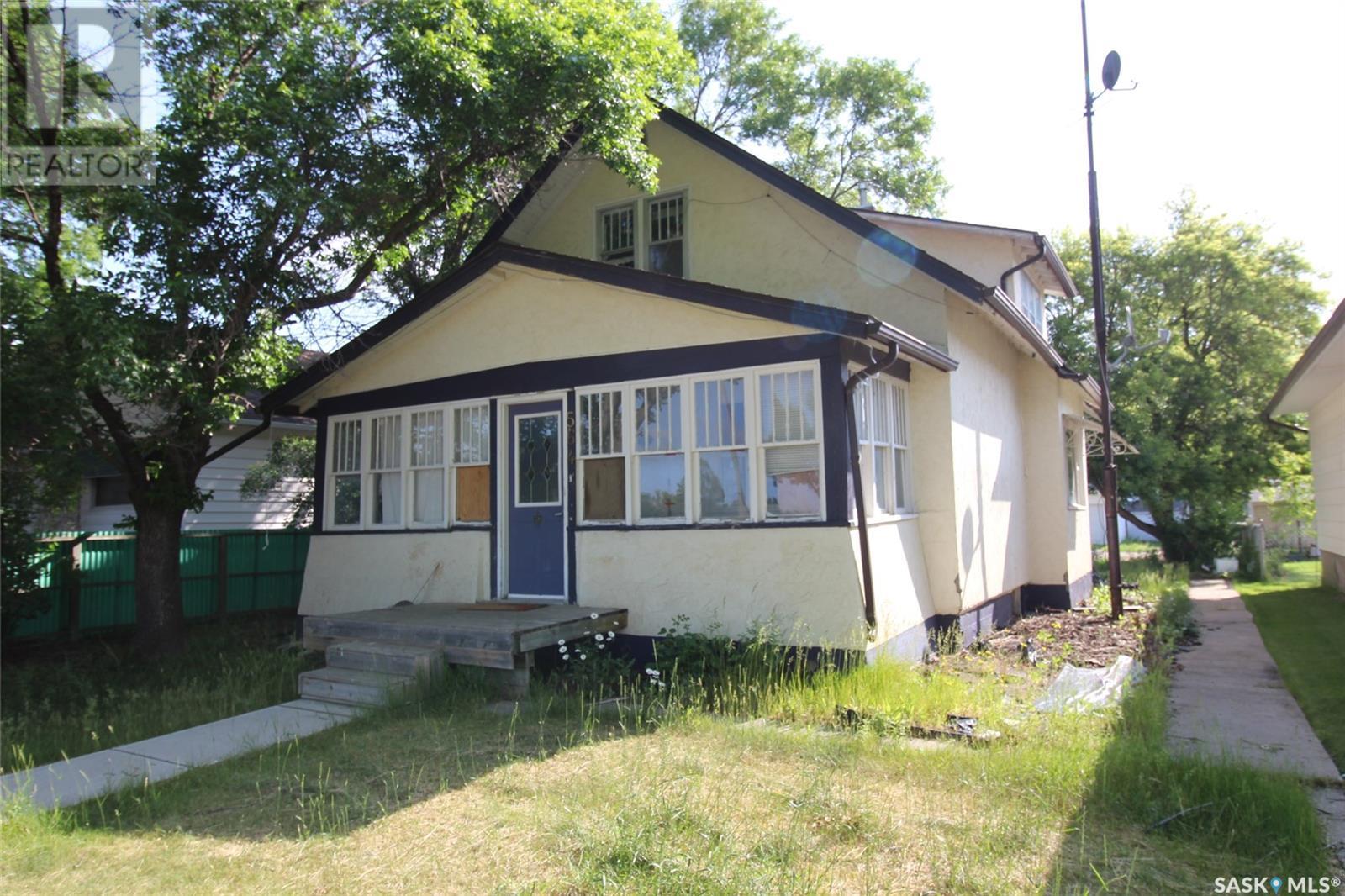 564 1st STREET W, Shaunavon, Saskatchewan