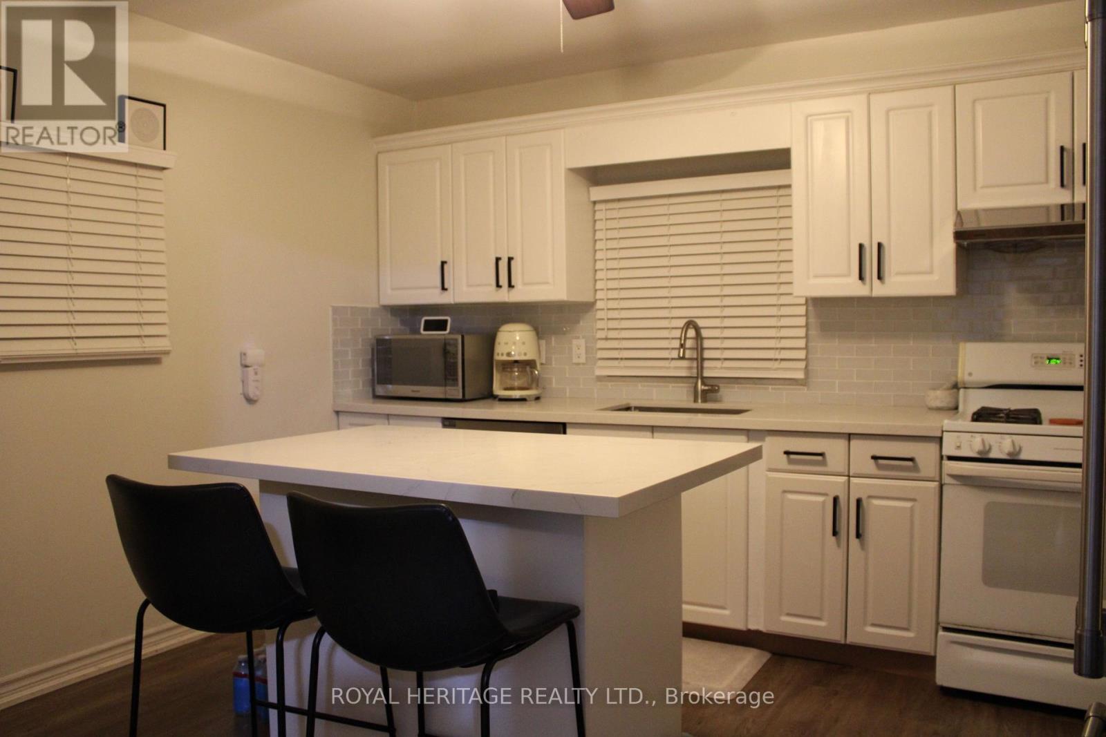 Property at 228 COURT STREET image 3