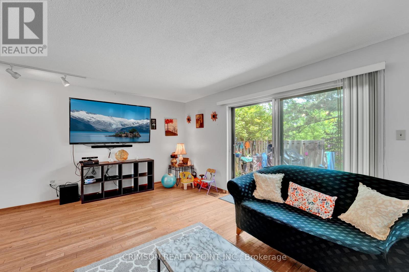 Property at 79 - 25 BRIMWOOD BOULEVARD image 4