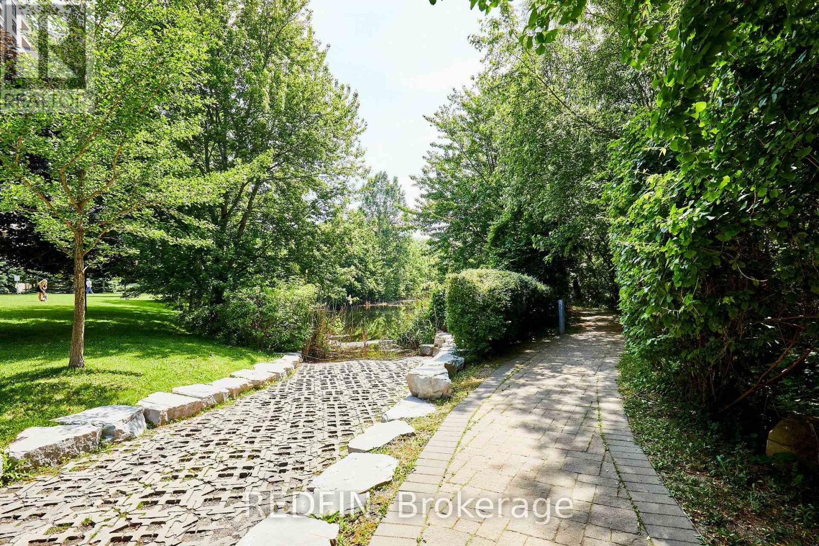 1016 - 9235 Jane Street, Vaughan (Maple), Ontario  L6A 0J8 - Photo 19 - N12228673