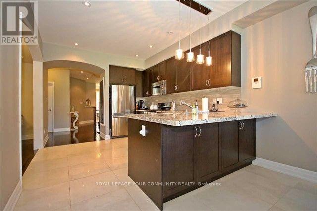 Property at 86 ALEX CAMPBELL CRESCENT image 4
