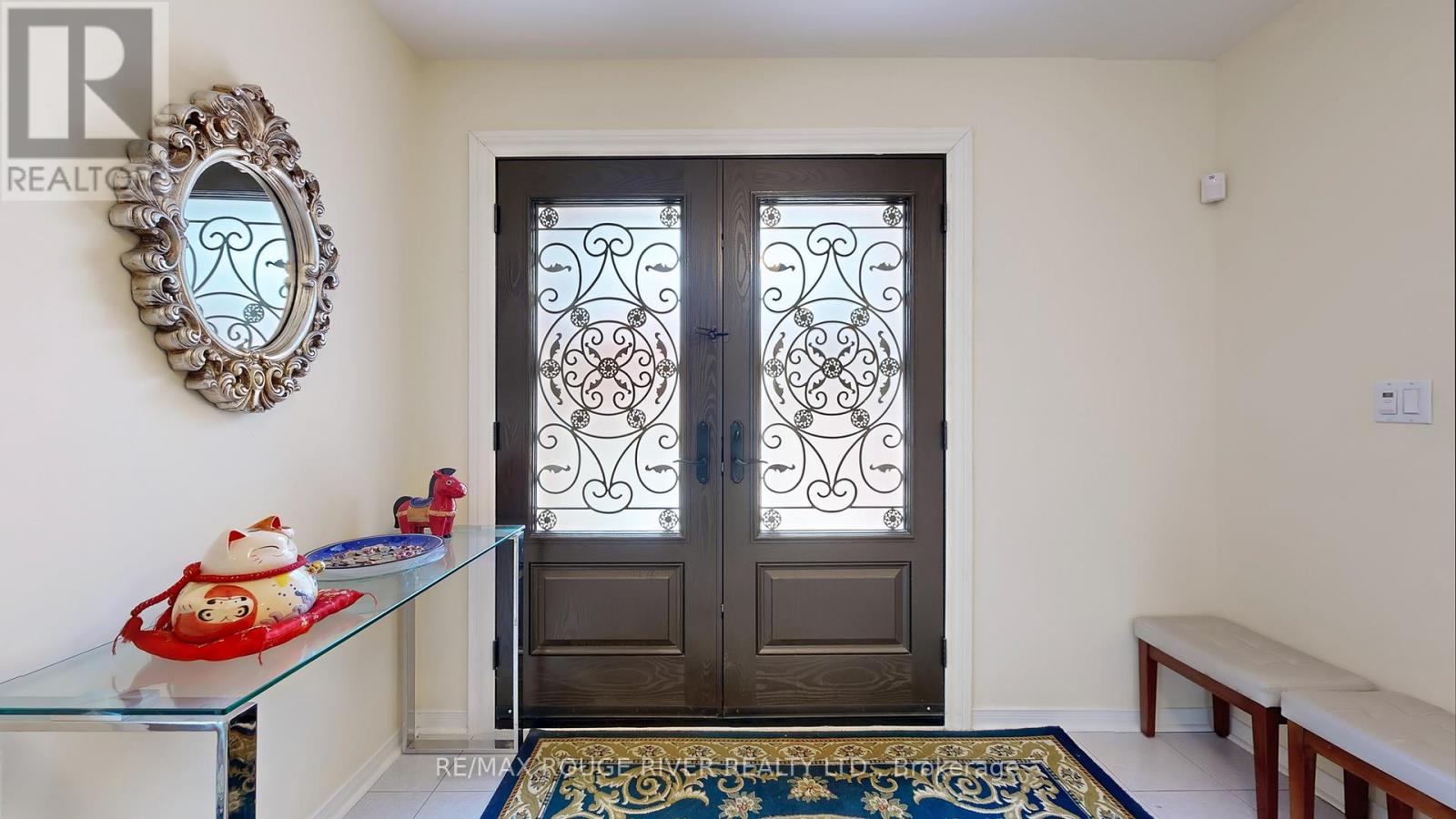 Property at 8 LISMER COURT image 5