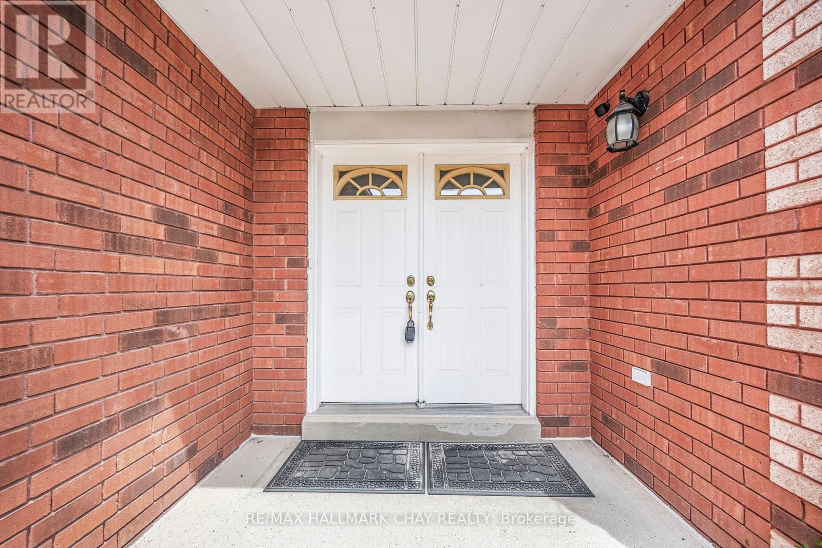 Property at 132 JAMES STREET image 2
