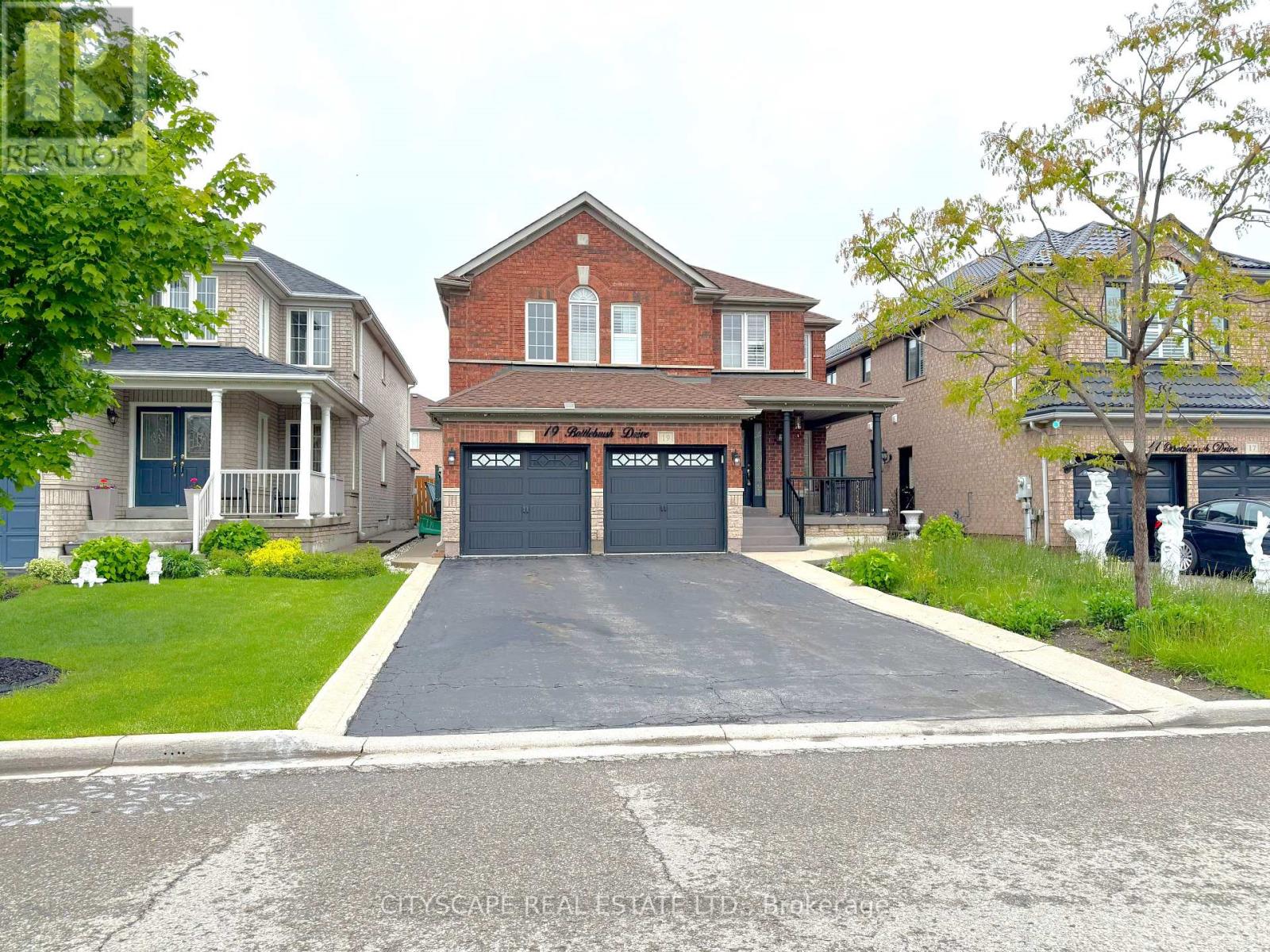 Property at 19 BOTTLEBRUSH DRIVE image 1