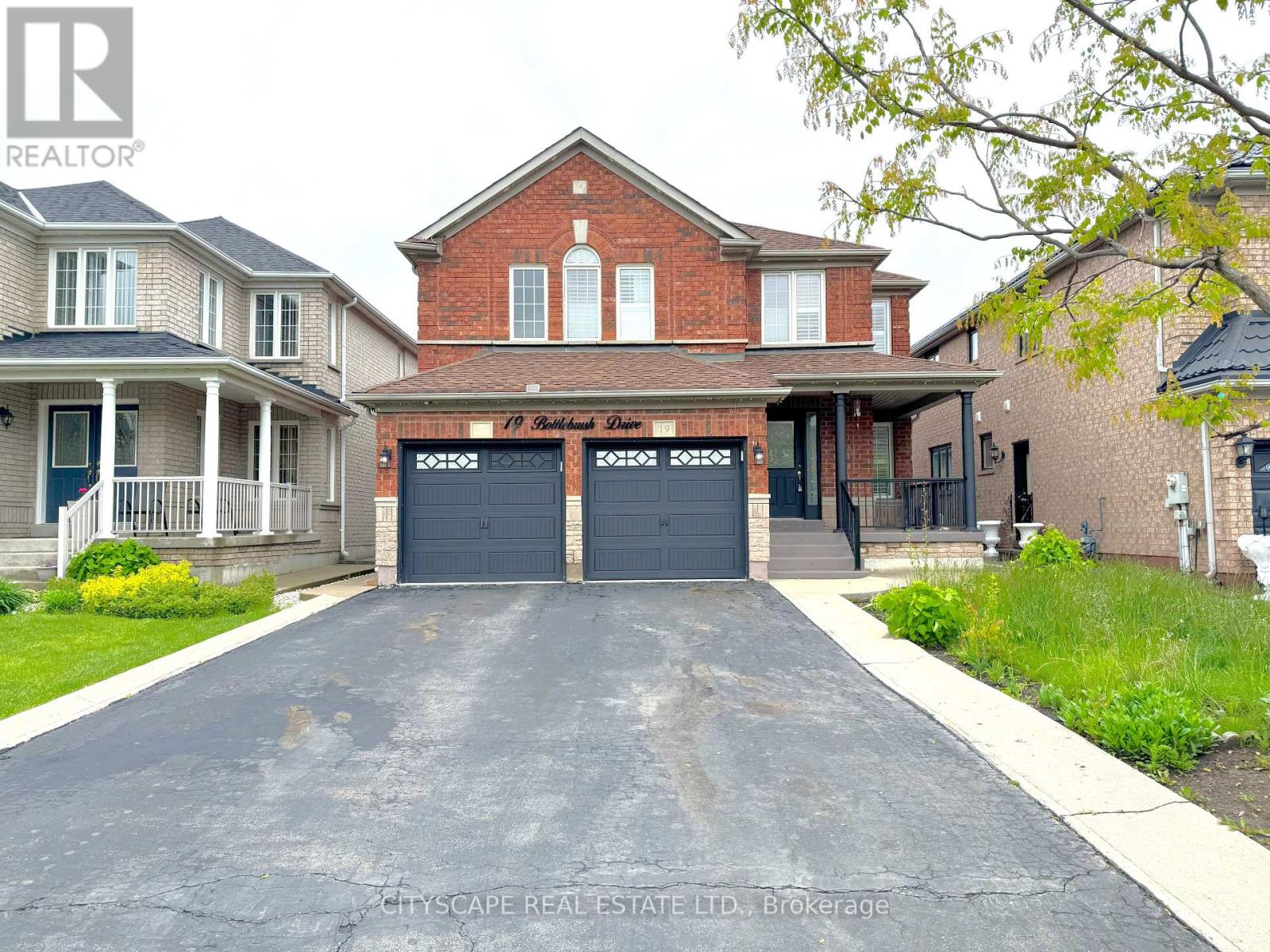 Property at 19 BOTTLEBRUSH DRIVE image 2