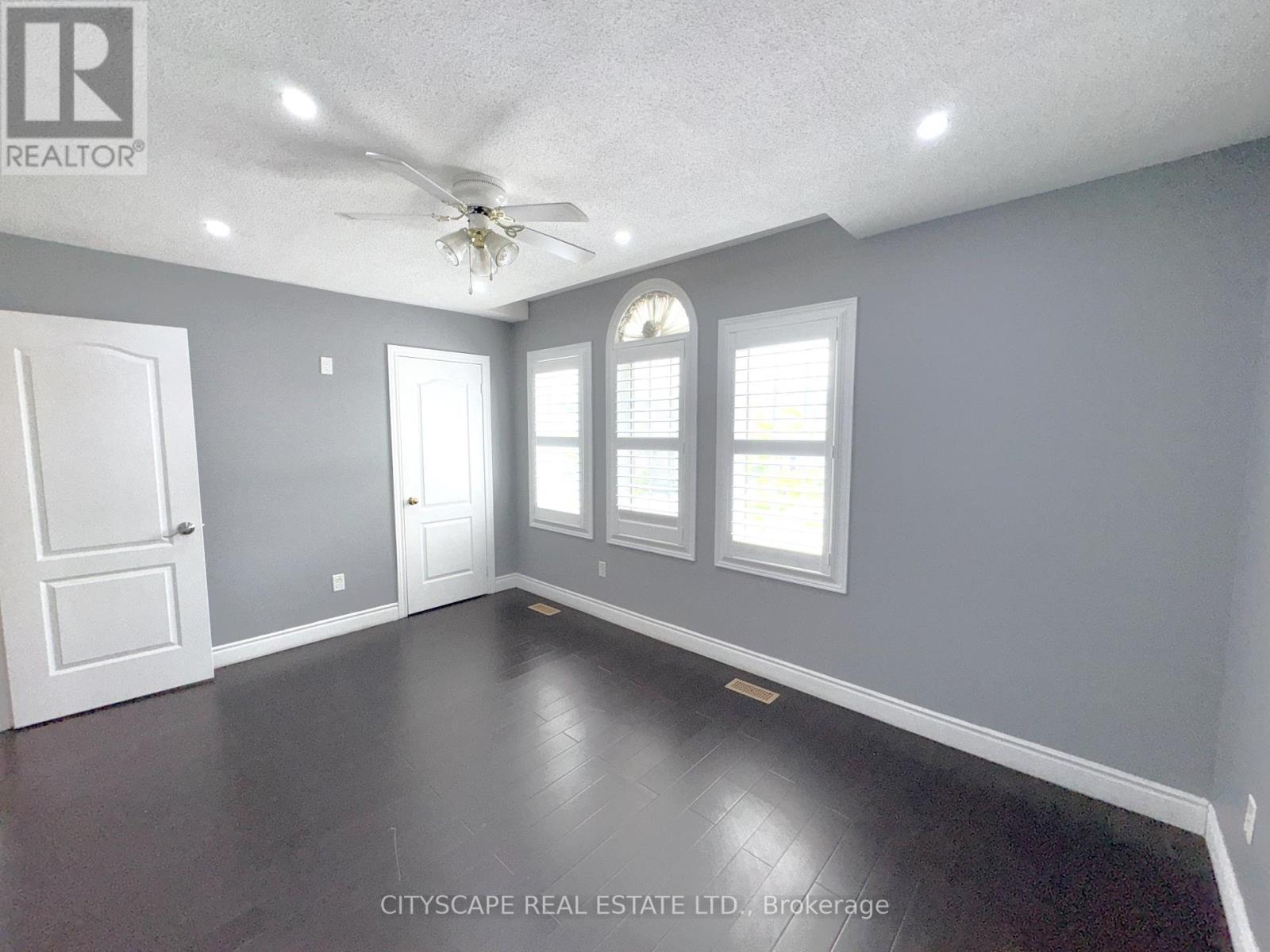 19 Bottlebrush Drive, Brampton (Sandringham-Wellington), Ontario  L6R 2Z5 - Photo 27 - W12228528