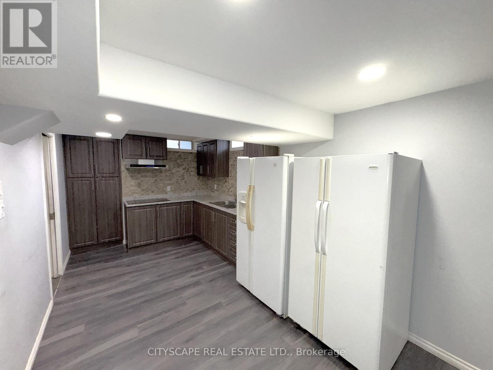 19 Bottlebrush Drive, Brampton (Sandringham-Wellington), Ontario  L6R 2Z5 - Photo 32 - W12228528