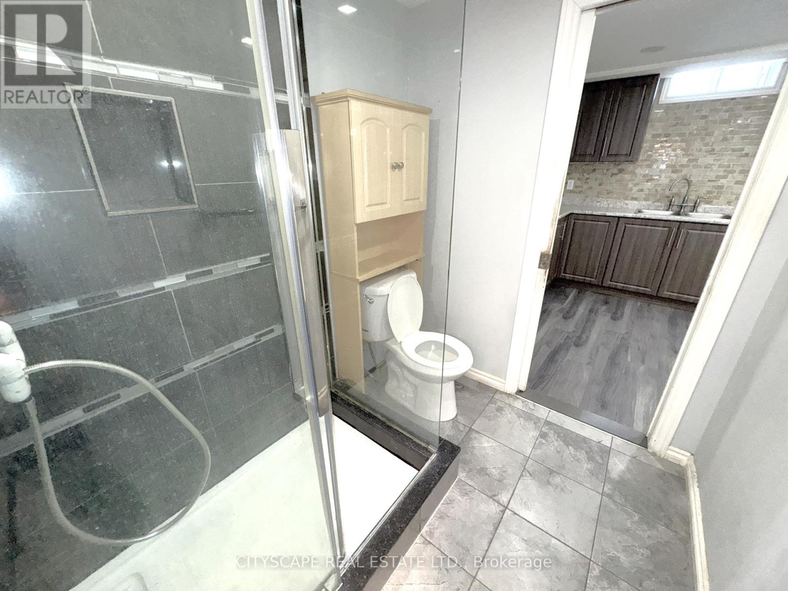 19 Bottlebrush Drive, Brampton (Sandringham-Wellington), Ontario  L6R 2Z5 - Photo 35 - W12228528