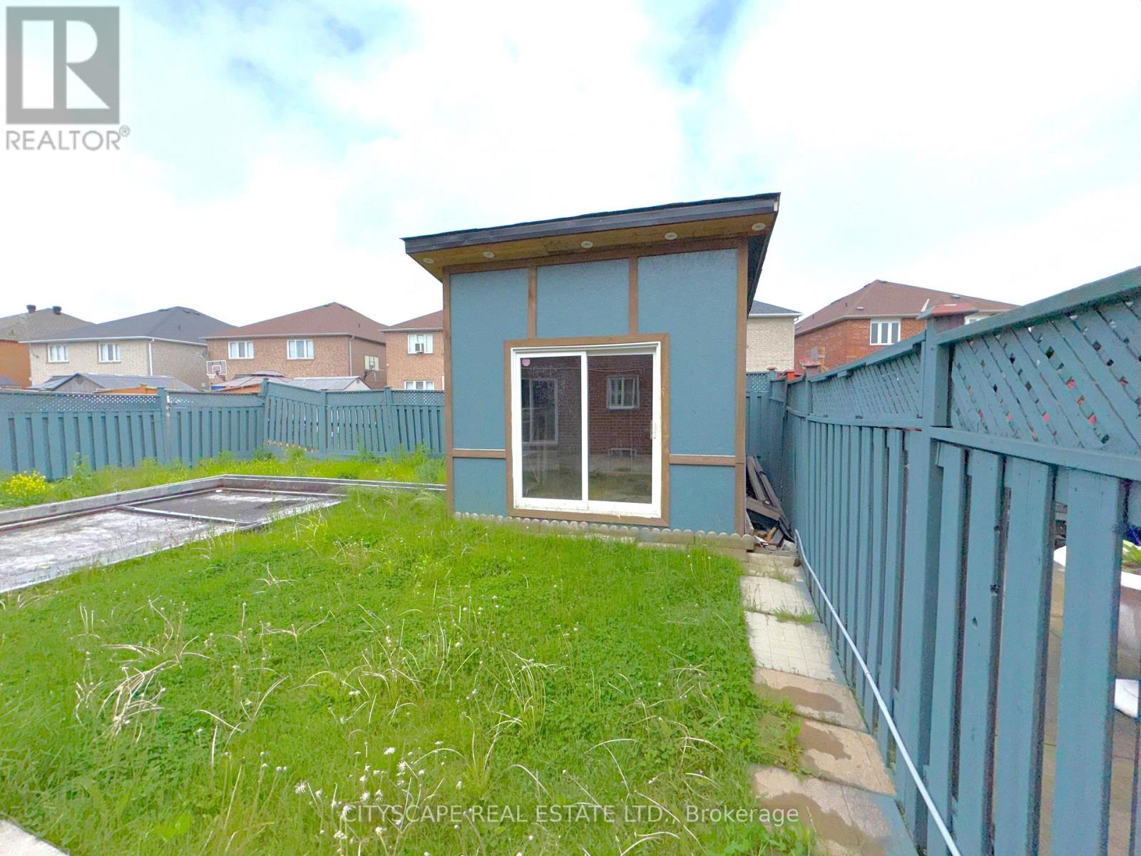 19 Bottlebrush Drive, Brampton (Sandringham-Wellington), Ontario  L6R 2Z5 - Photo 47 - W12228528