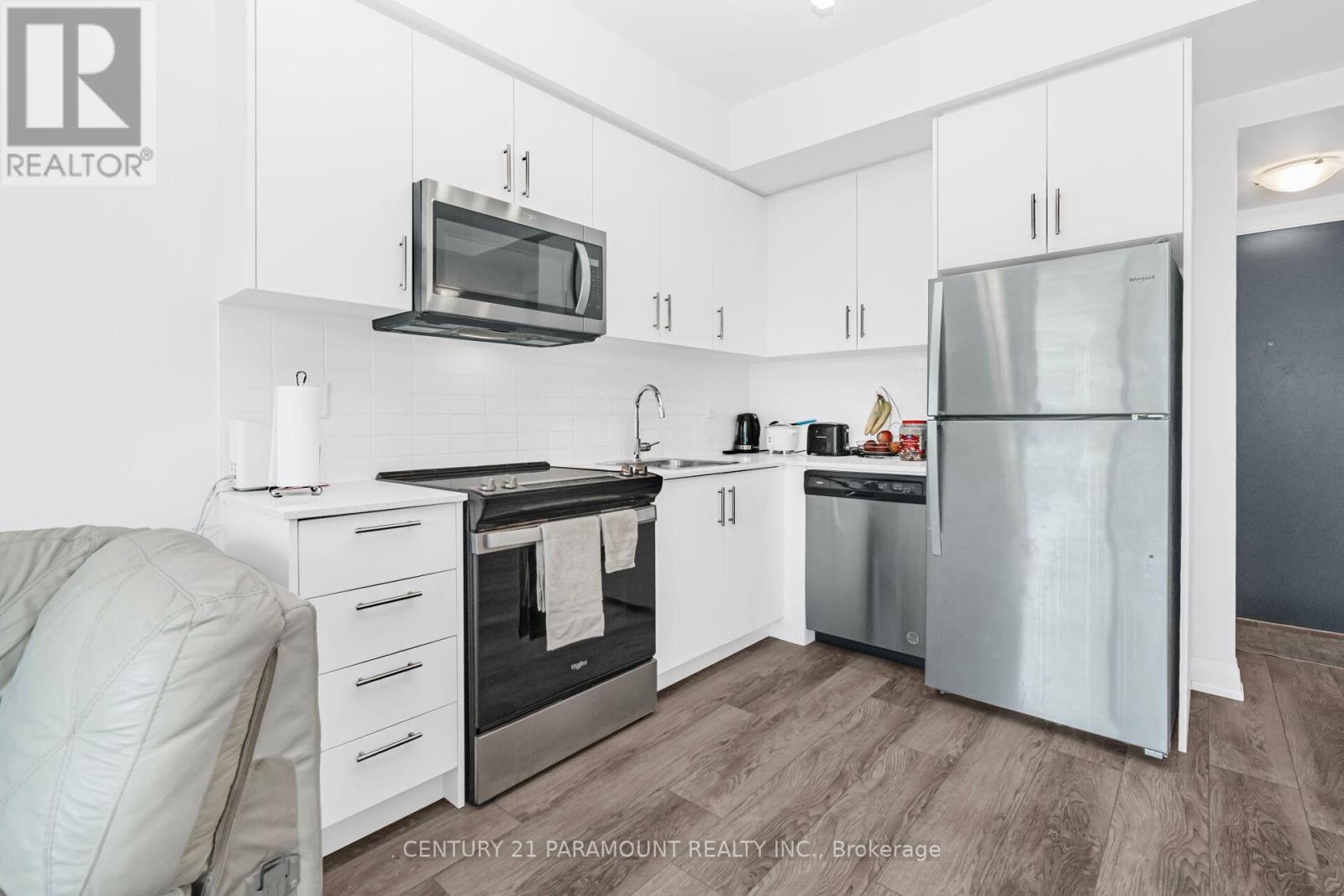 120 - 95 Attmar Drive, Brampton, Ontario  L6P 0Y6 - Photo 12 - W12228534