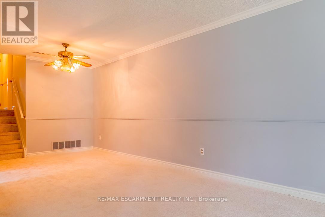 Property at 2007 SILVERBERRY CRESCENT image 3