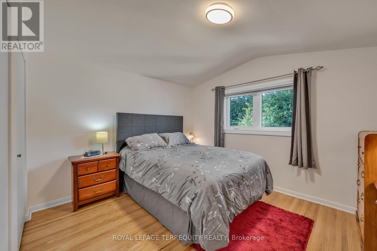 130 Verobeach Boulevard, Toronto (Humbermede), Ontario  M9M 1R1 - Photo 15 - W12228592