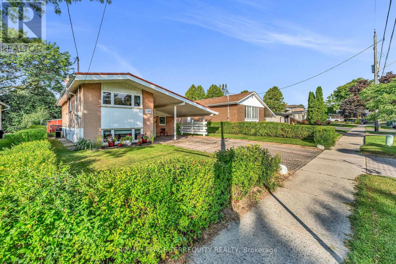 130 Verobeach Boulevard, Toronto (Humbermede), Ontario  M9M 1R1 - Photo 32 - W12228592