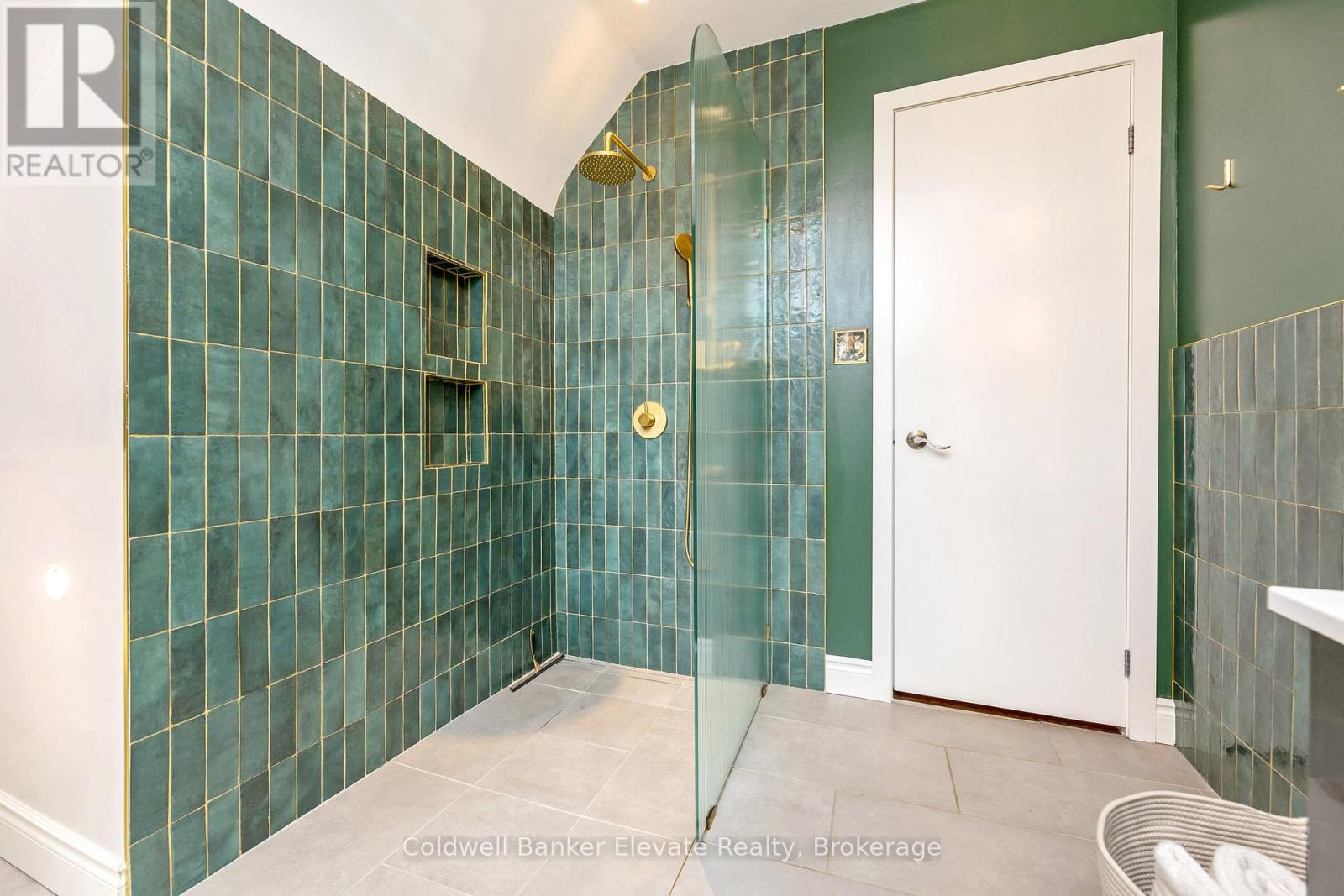 460 St John's Road, Toronto, Ontario  M6S 2L3 - Photo 23 - W12228837