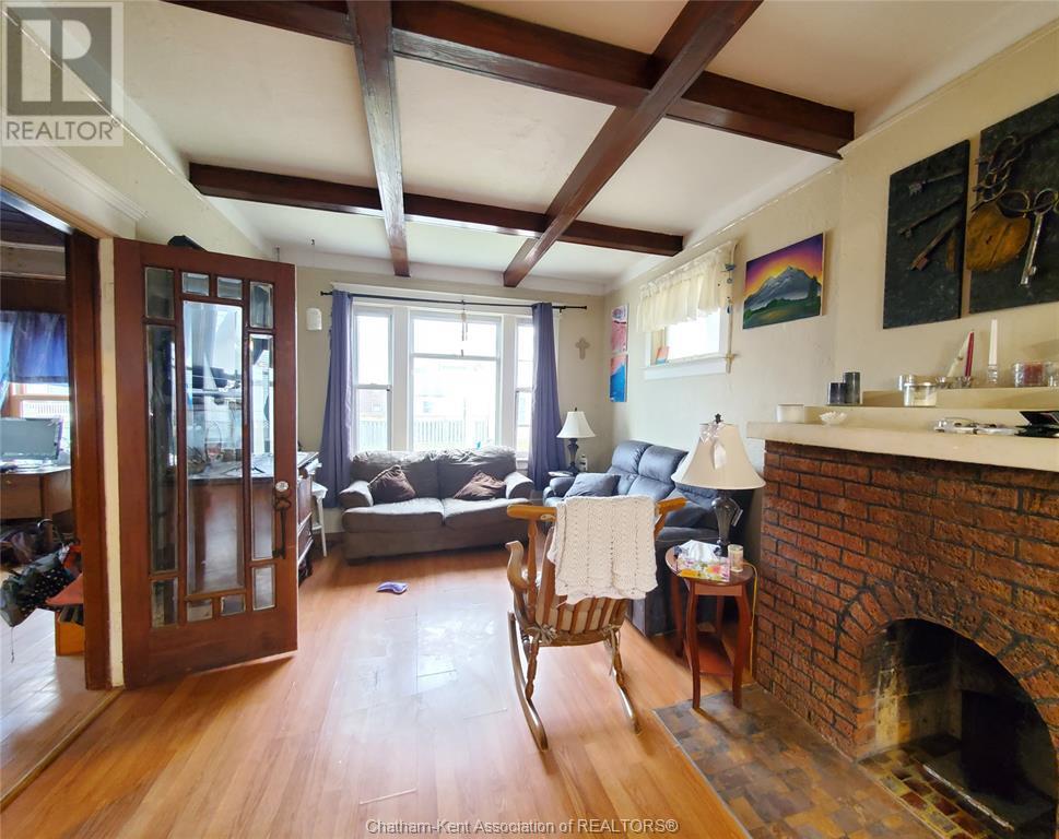 Property at 27 Joseph STREET image 3
