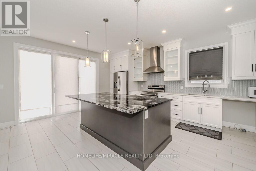522 Masters Drive, Woodstock, Ontario  N4T 0L2 - Photo 12 - X12228539
