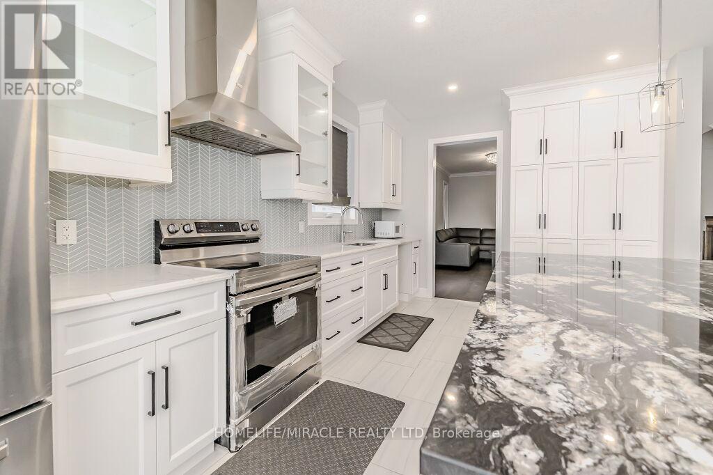 522 Masters Drive, Woodstock, Ontario  N4T 0L2 - Photo 13 - X12228539