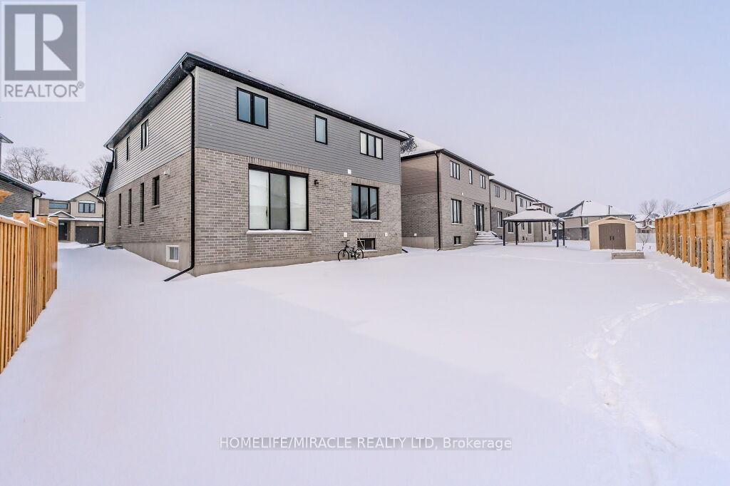 522 Masters Drive, Woodstock, Ontario  N4T 0L2 - Photo 38 - X12228539