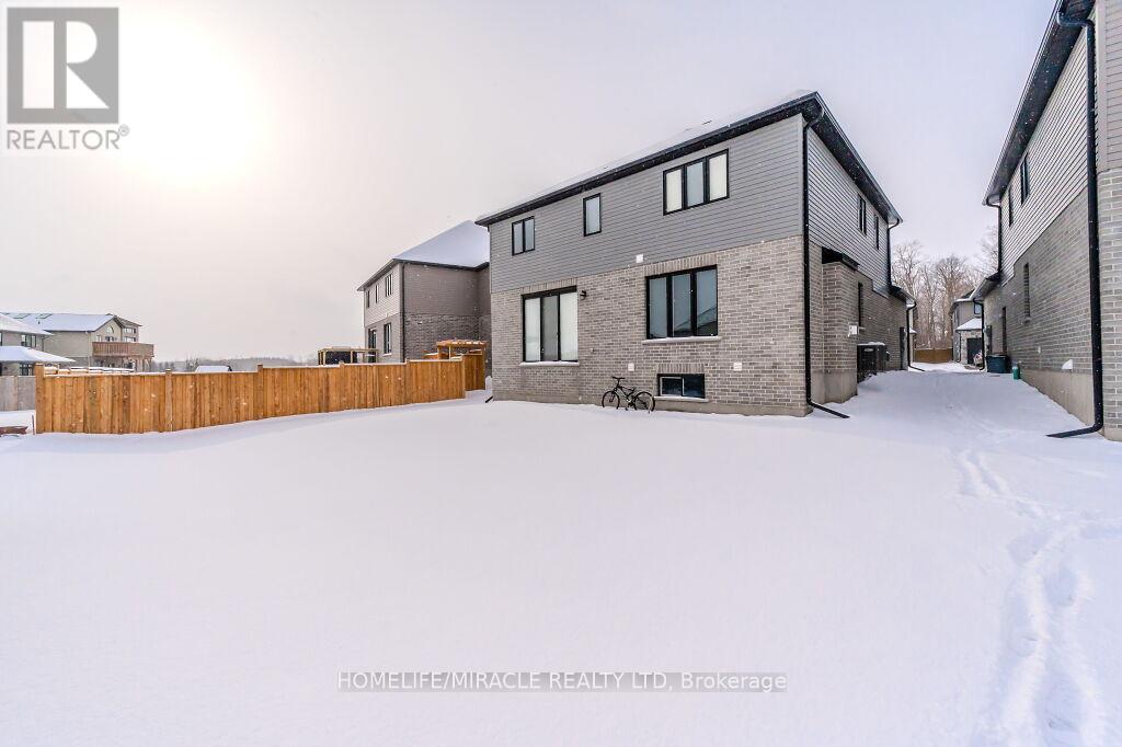 522 Masters Drive, Woodstock, Ontario  N4T 0L2 - Photo 39 - X12228539