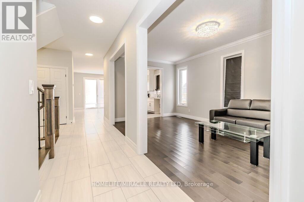 522 Masters Drive, Woodstock, Ontario  N4T 0L2 - Photo 7 - X12228539