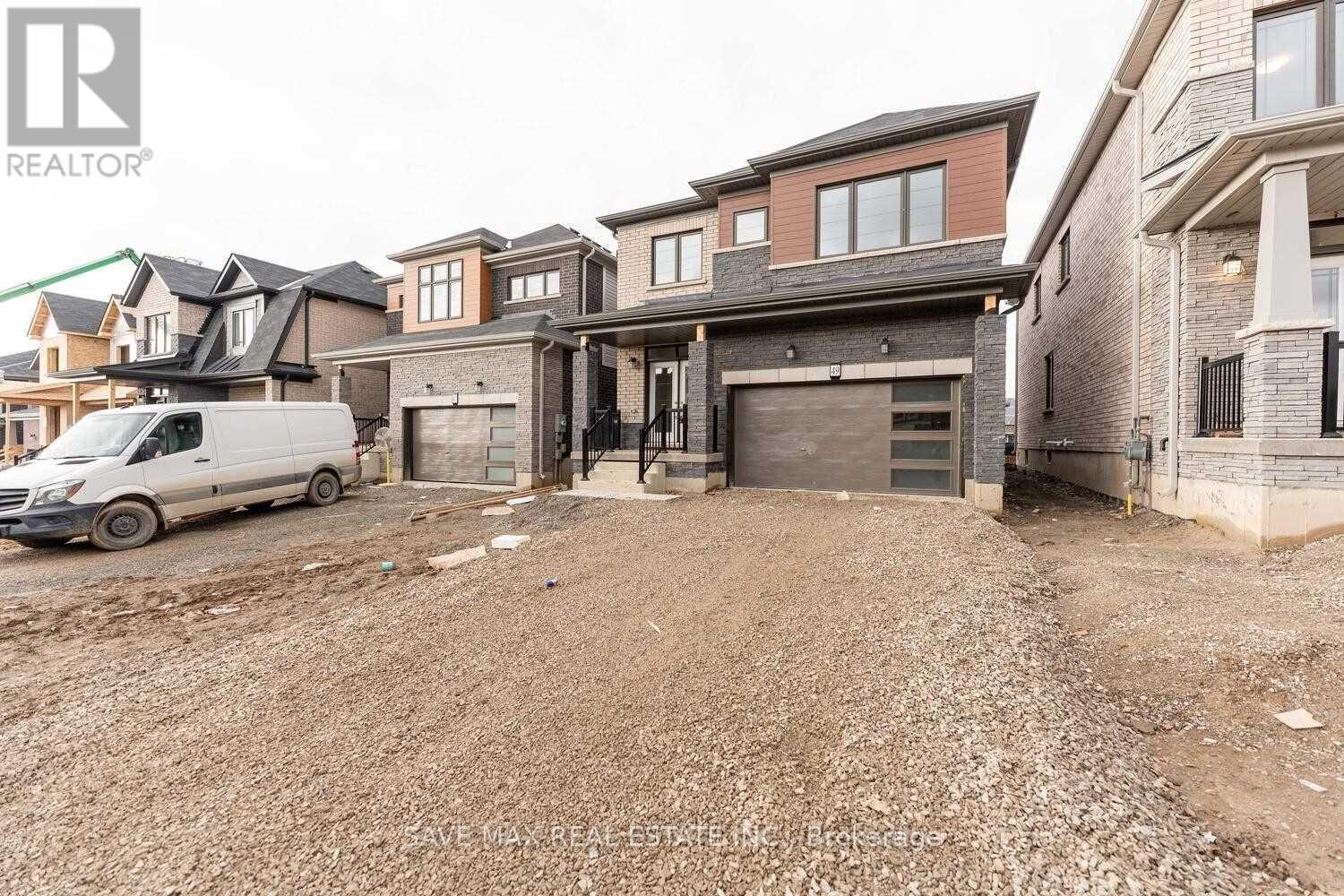 Property at 49 SUNDIN DRIVE image 2