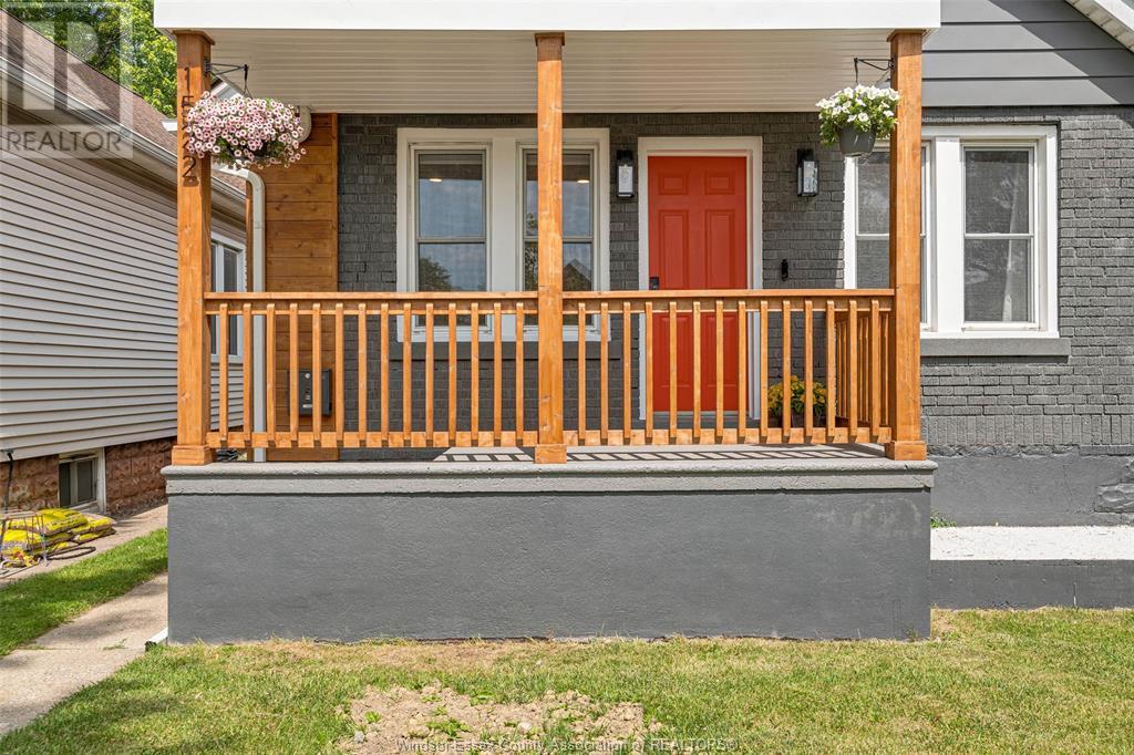 1522 Moy, Windsor, Ontario  N8X 4S9 - Photo 3 - 25015428