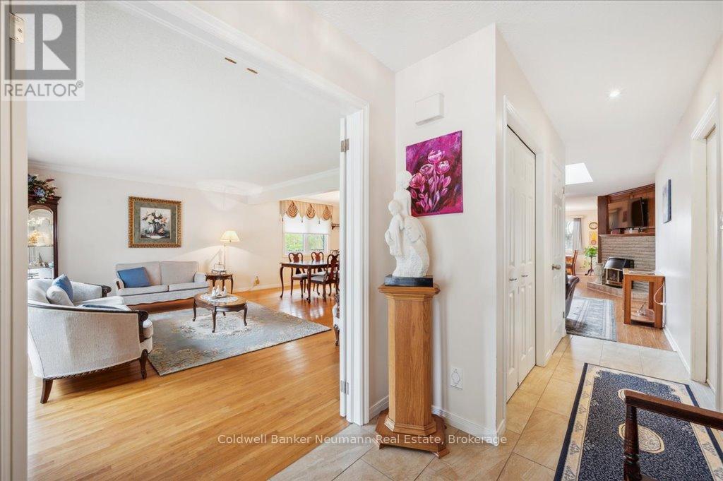 Property at 17 BRAZOLOT DRIVE image 4