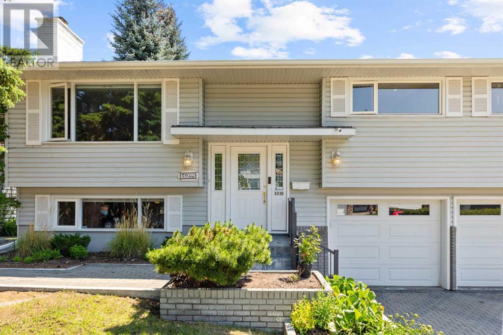Property at 6930 Leaside Drive SW image 2