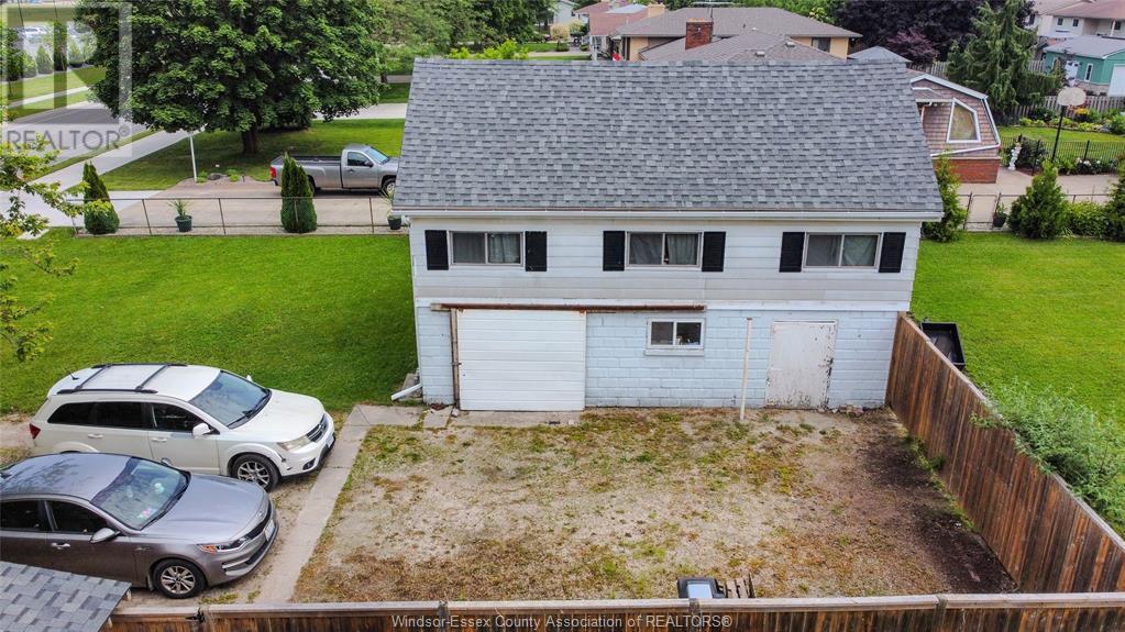 Property at 366 Simcoe image 3