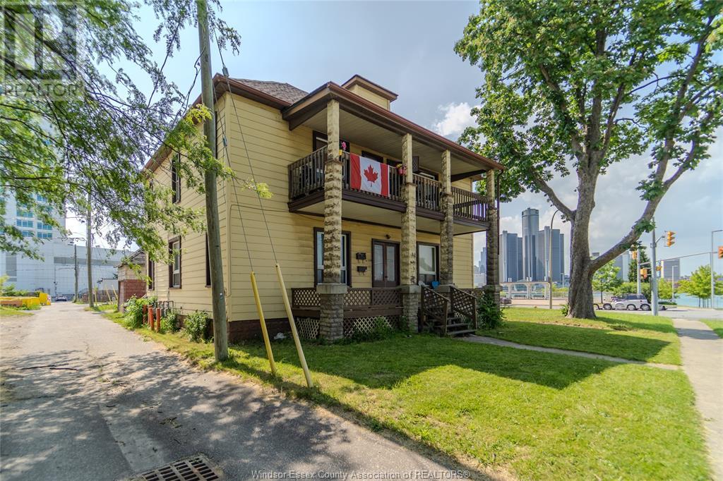 121-127 Aylmer Avenue, Windsor, Ontario  N9A 1S8 - Photo 2 - 25015387
