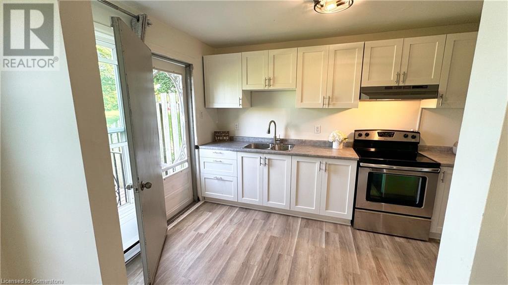 37 St. Charles Place, Clinton, Ontario  N0M 1L0 - Photo 9 - 40741685