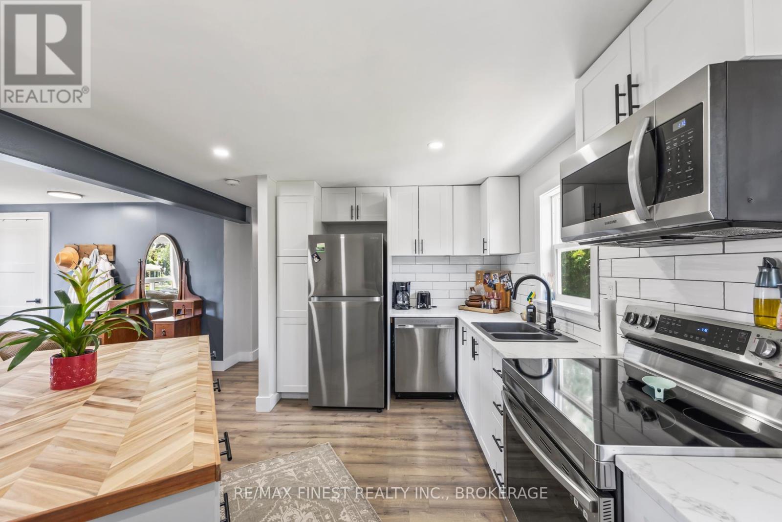 35 Clairton Place, Loyalist, Ontario  K7N 1R8 - Photo 13 - X12229343