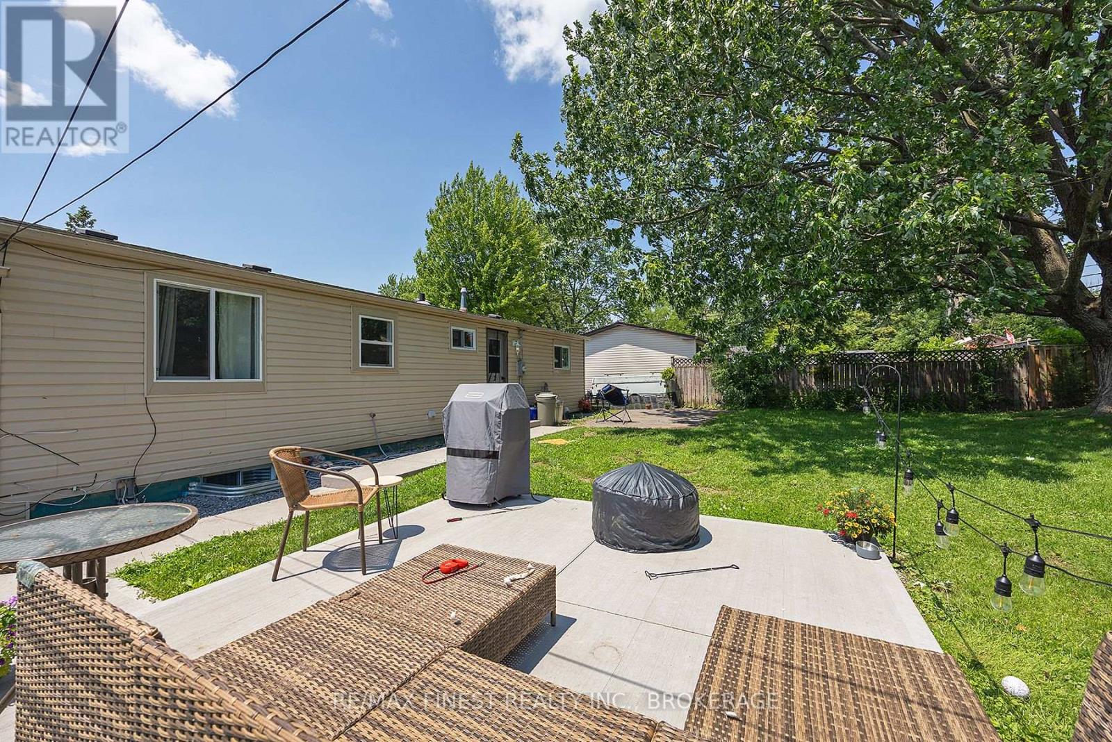 35 Clairton Place, Loyalist, Ontario  K7N 1R8 - Photo 22 - X12229343