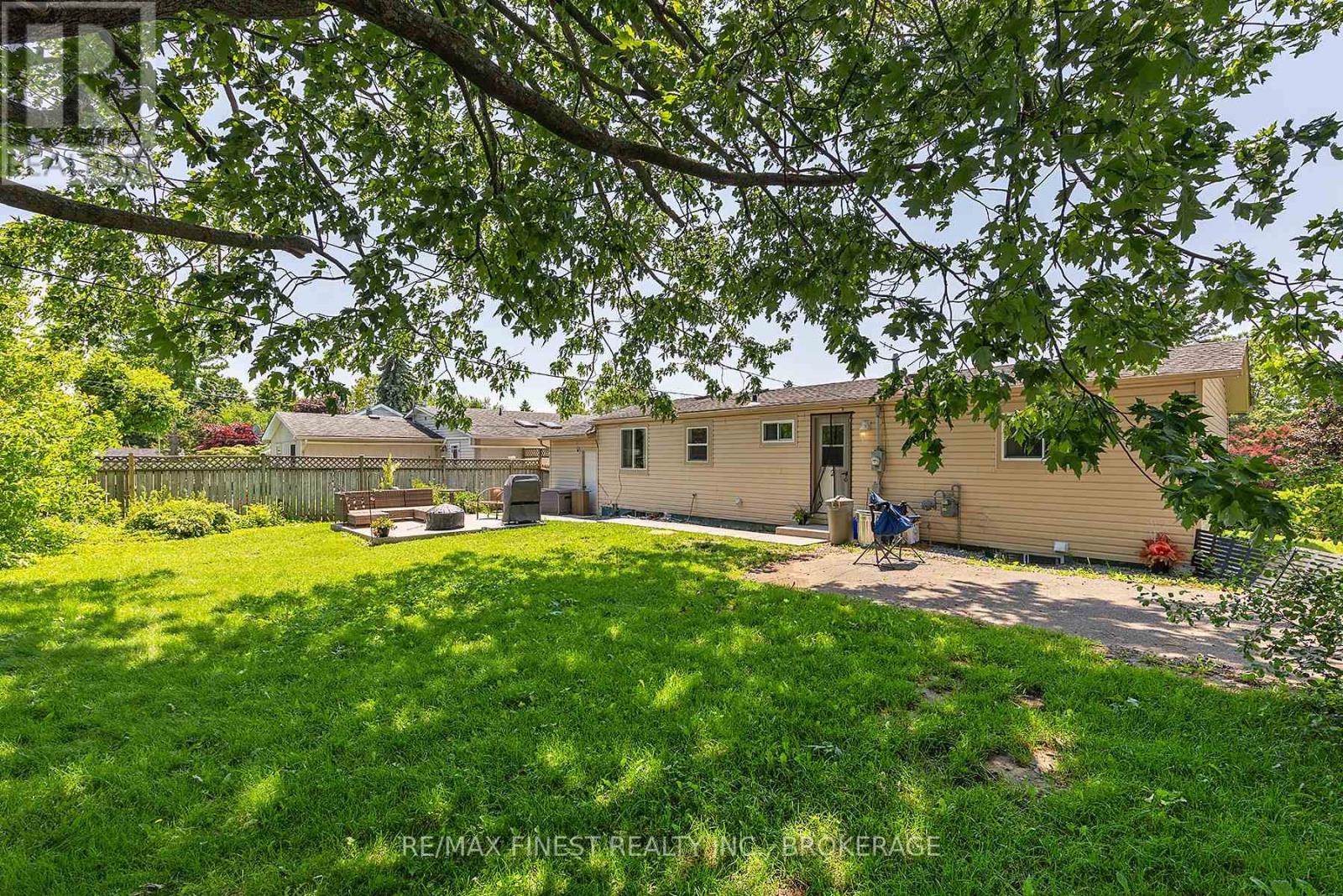 35 Clairton Place, Loyalist, Ontario  K7N 1R8 - Photo 24 - X12229343