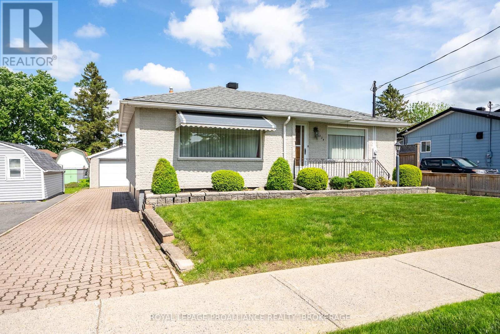Property at 224 DANIS AVENUE image 1