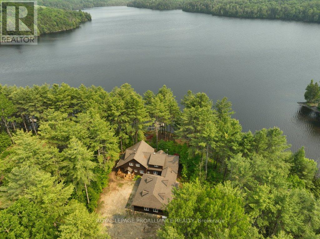 1421 Turtle Lake Lane, North Frontenac, Ontario  K0H 2M0 - Photo 47 - X12229389