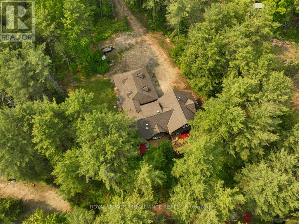 1421 Turtle Lake Lane, North Frontenac, Ontario  K0H 2M0 - Photo 49 - X12229389