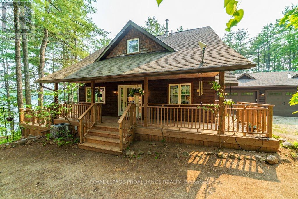 1421 Turtle Lake Lane, North Frontenac, Ontario  K0H 2M0 - Photo 7 - X12229389