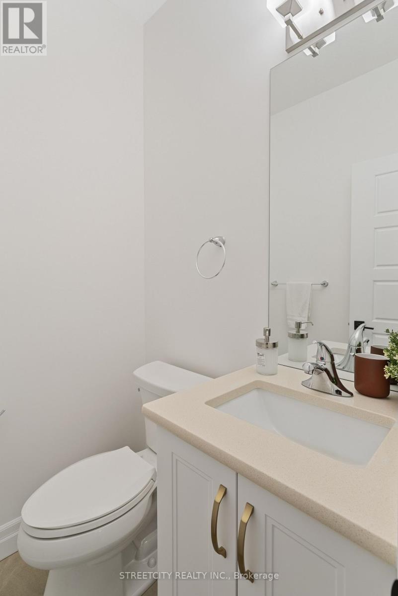 101 Basil Crescent, Middlesex Centre (Ilderton), Ontario  N0M 2A0 - Photo 20 - X12229407